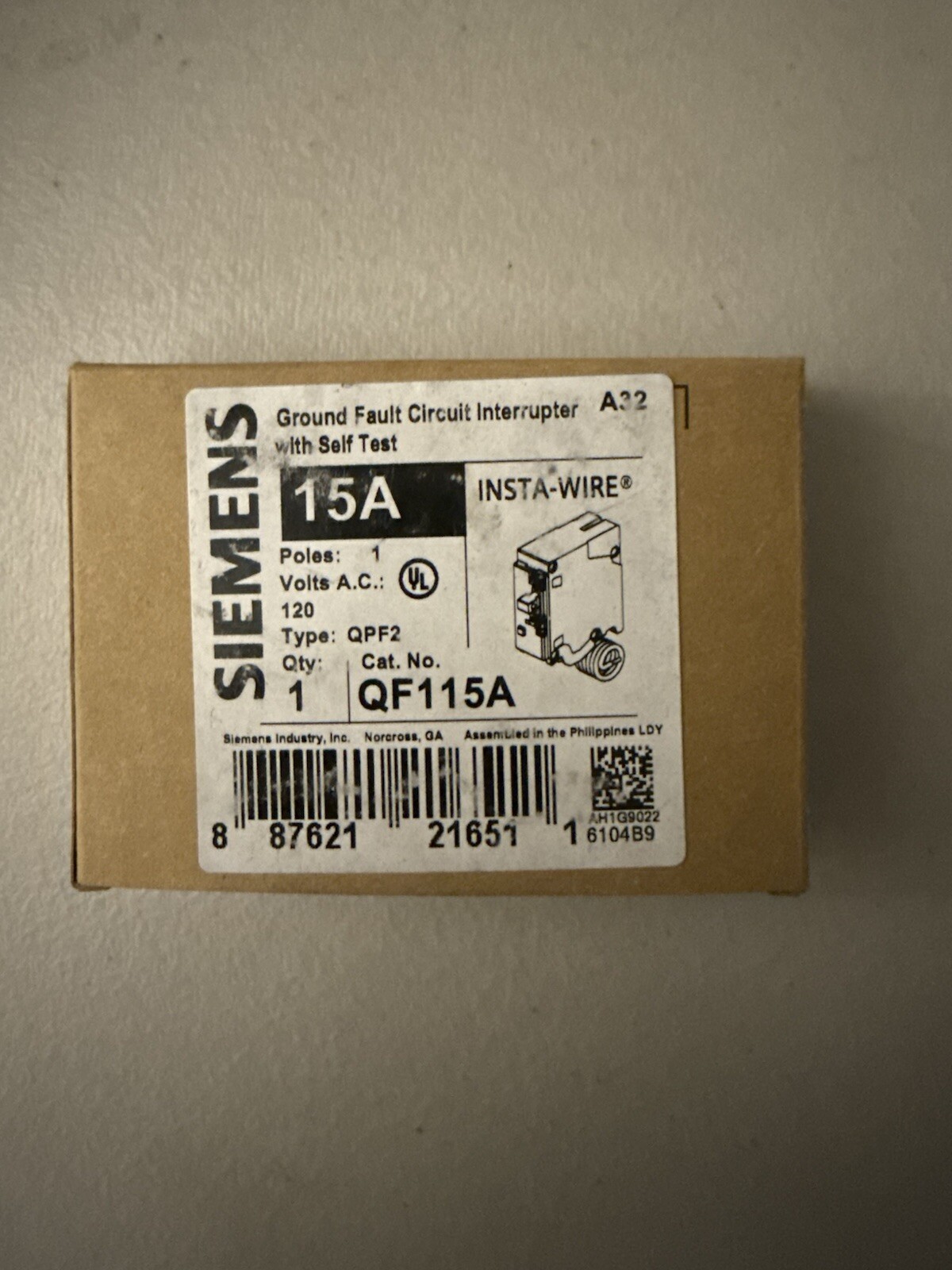 30 PCS Siemens QF115A 15A GFCI Circuit Breaker