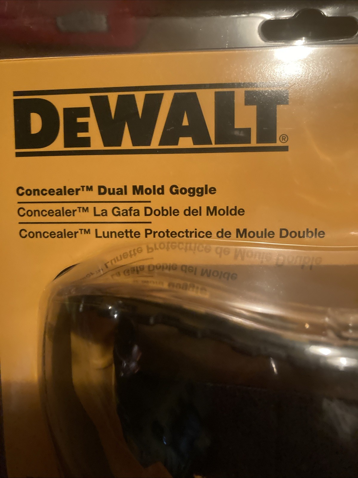 DEWALT CONCEALER DUAL MOLD GOGGLE DPG82-11C UVA 99.9% ANTI-FOG Z87.1+
