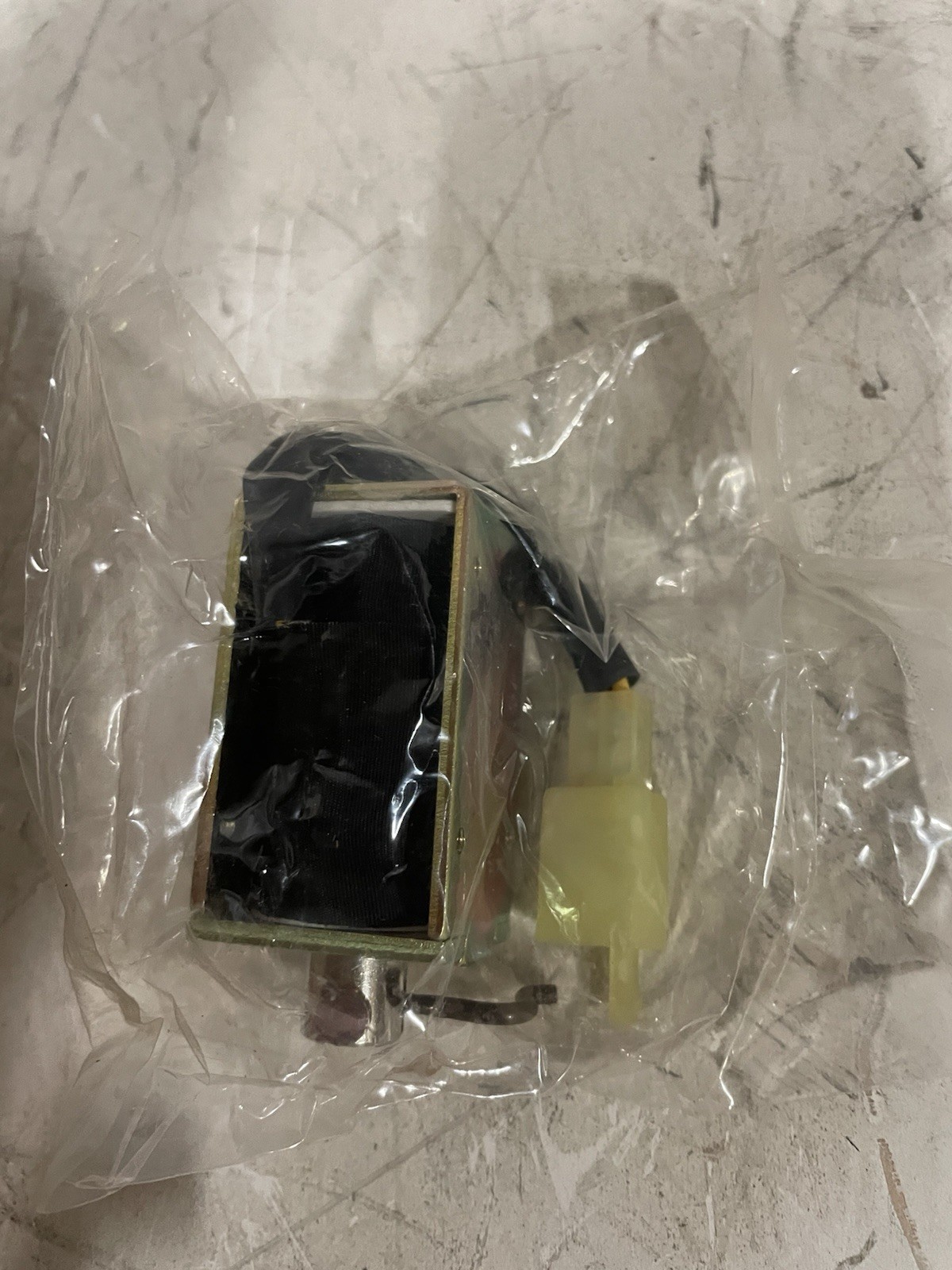 New! Original Cummins Solenoid 0185-6831