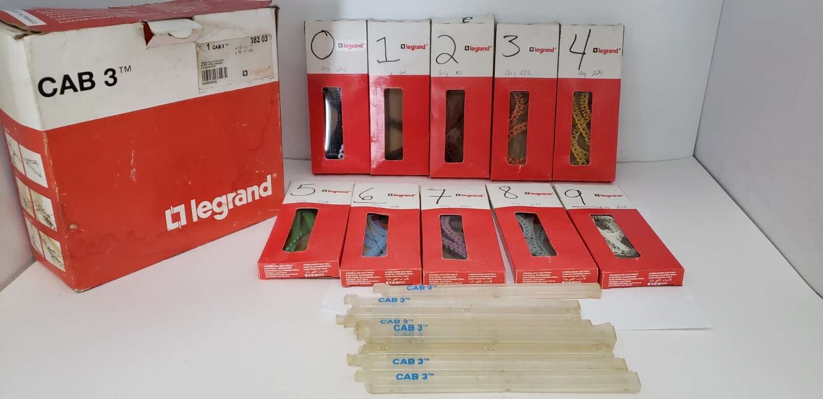 LEGRAND 38203 CAB3 CABLE MARKERS, # 0-9, SIZE 1.5-2.5mm², TOTAL QTY 2244, NIB