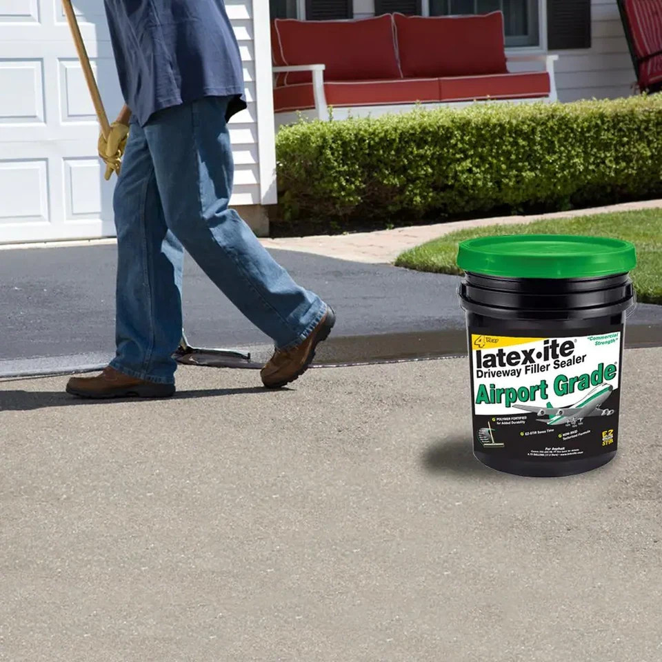 Airport Grade Asphalt Driveway Filler Sealer 4.75 Gal. Cracks Patch Repair