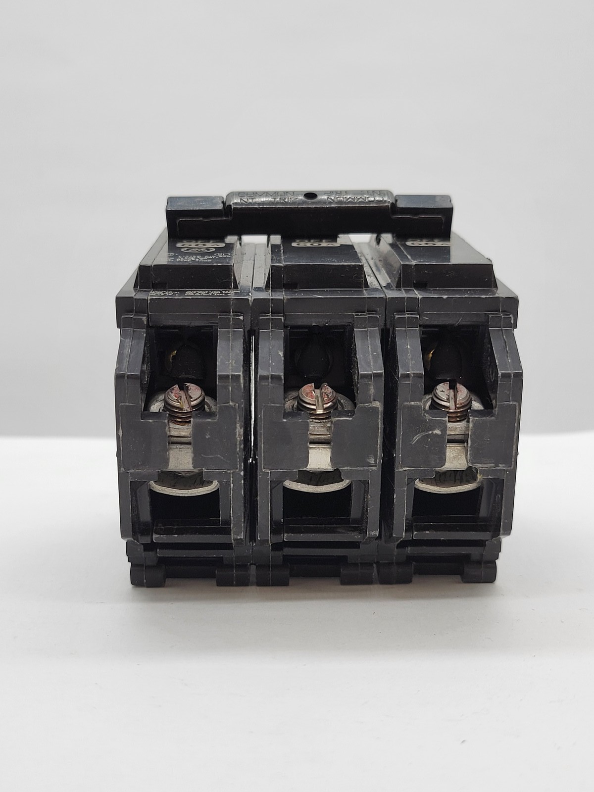 General Electric THQB32060 Bolt-On Circuit Breaker 60A 3P 240V THQB