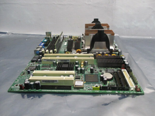 Tyan S2725 Motherboard, PCB, w/ Corsair CM72SD1024RLP-2100/S RAM, 1GB, 101526