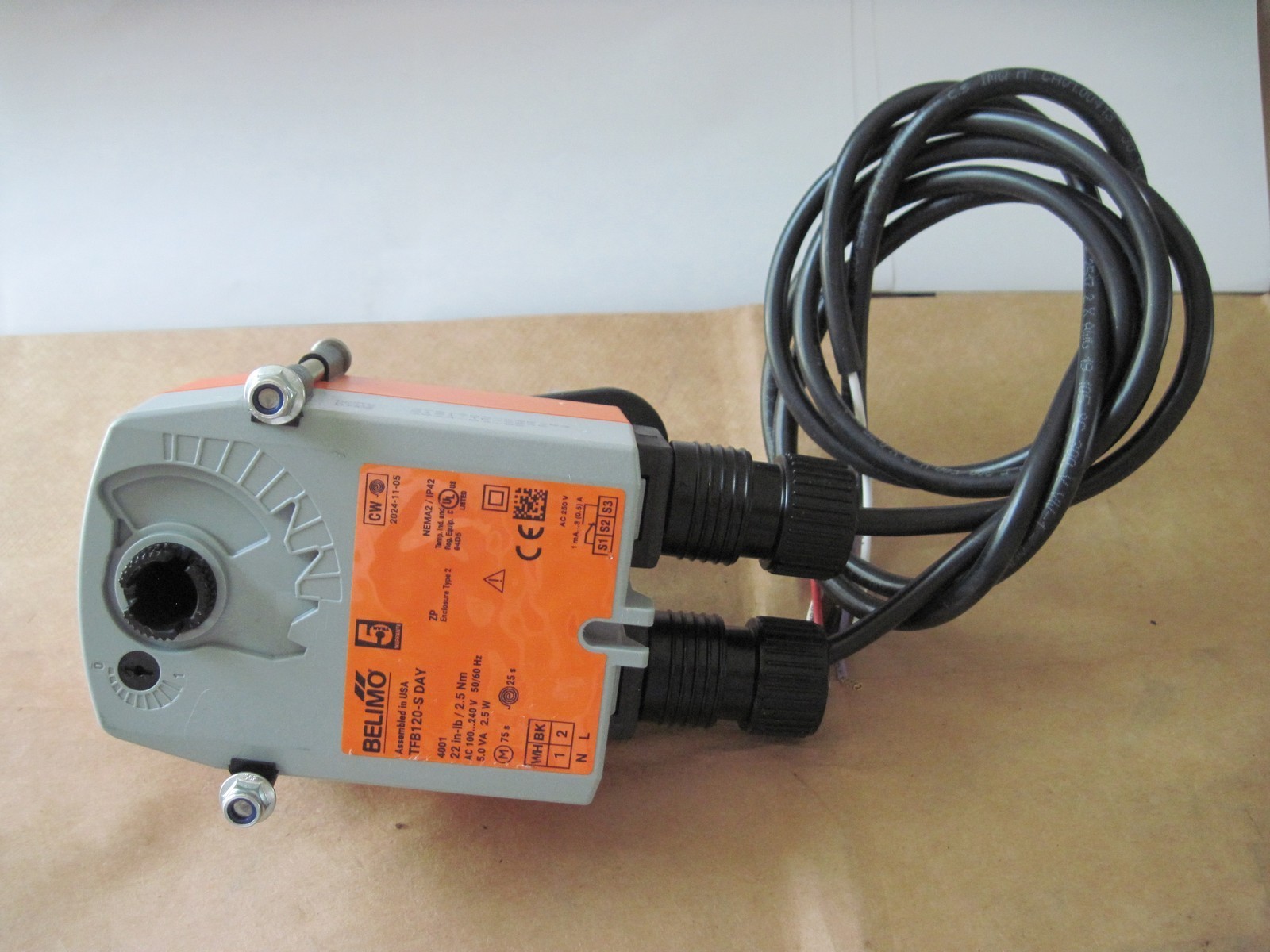 Belimo TFB120-S DAY, 100-240VAC, Damper Actuator, Spring Return Fail Safe, 10″