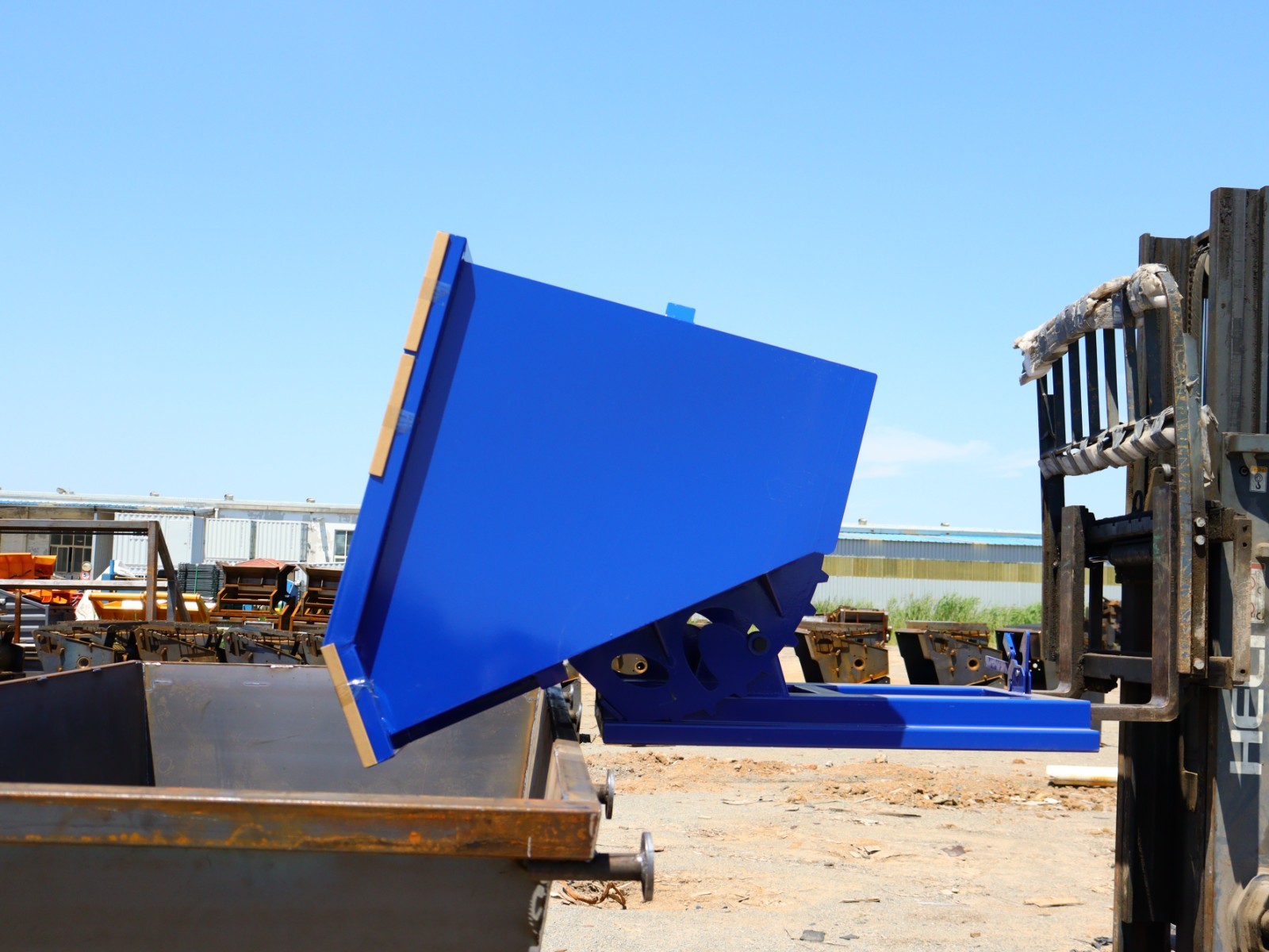 1.5 CY Self Dumping Trash Hopper Dumpster for Forklift/Skid Steer | 6000LB Load