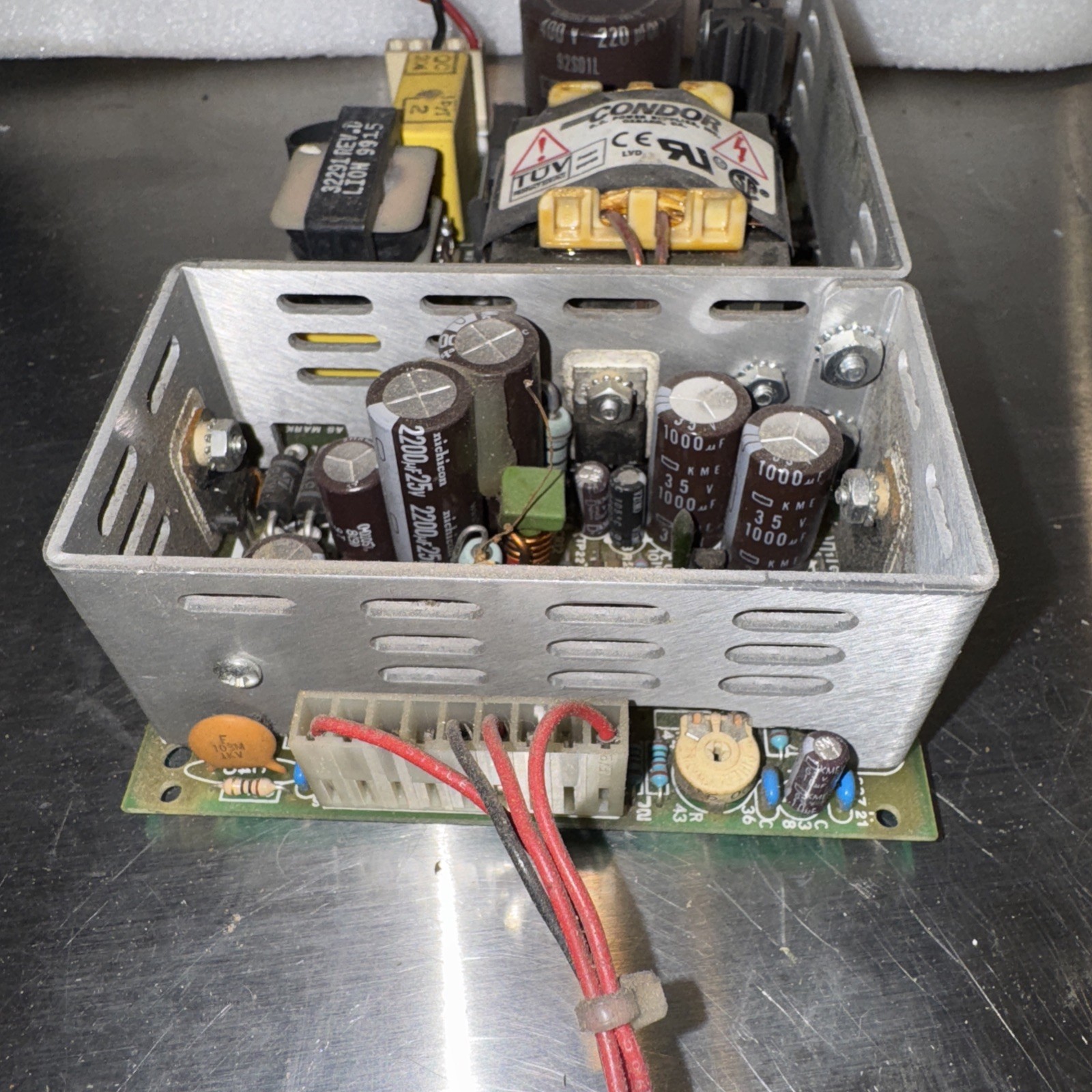 POWER SUPPLY GPC55D 1.5AMP 5,12,24 VDC and 100-240 AC INPUT (USED)