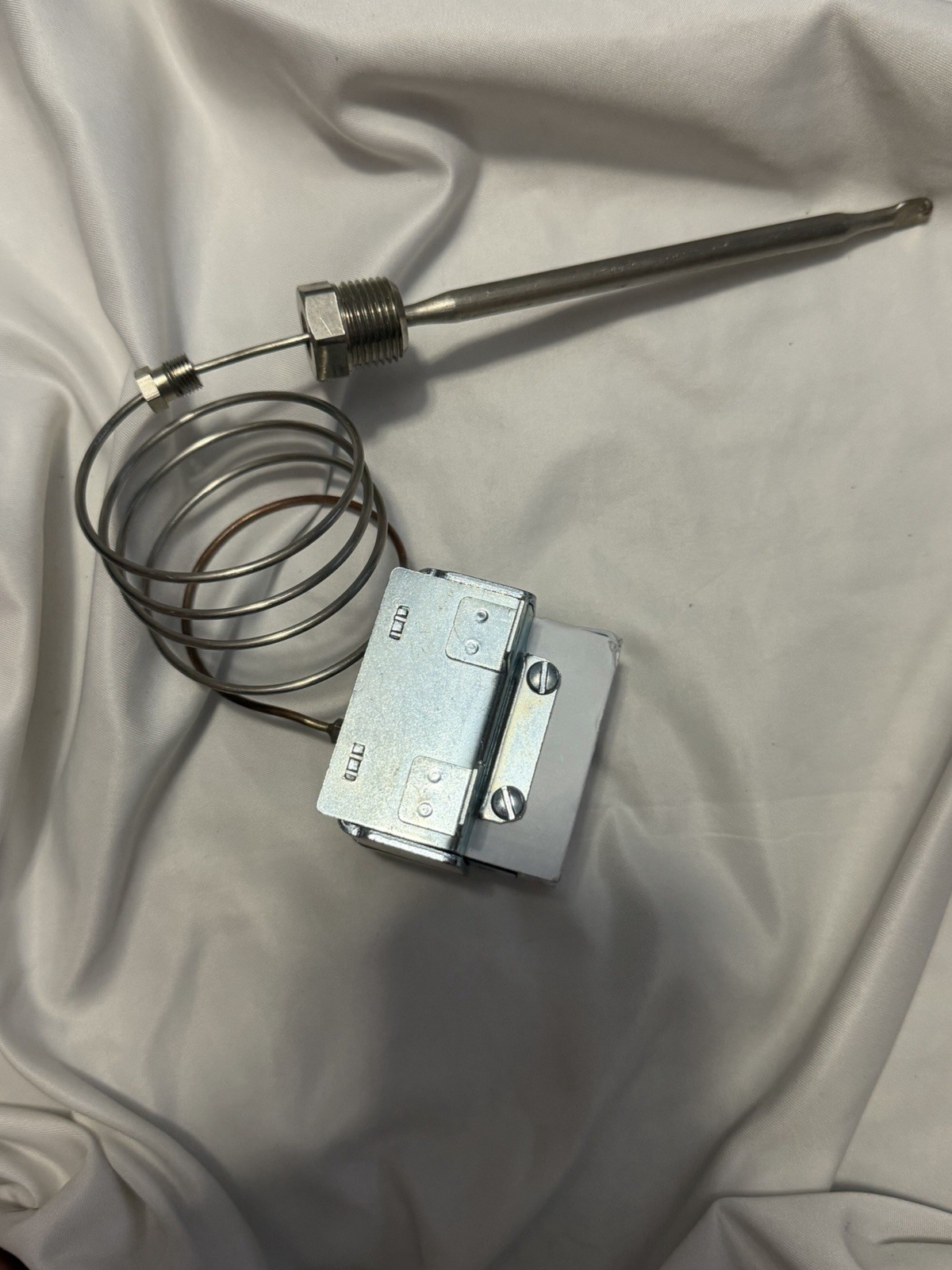 Robertshaw LCCM200300000 Thermostat