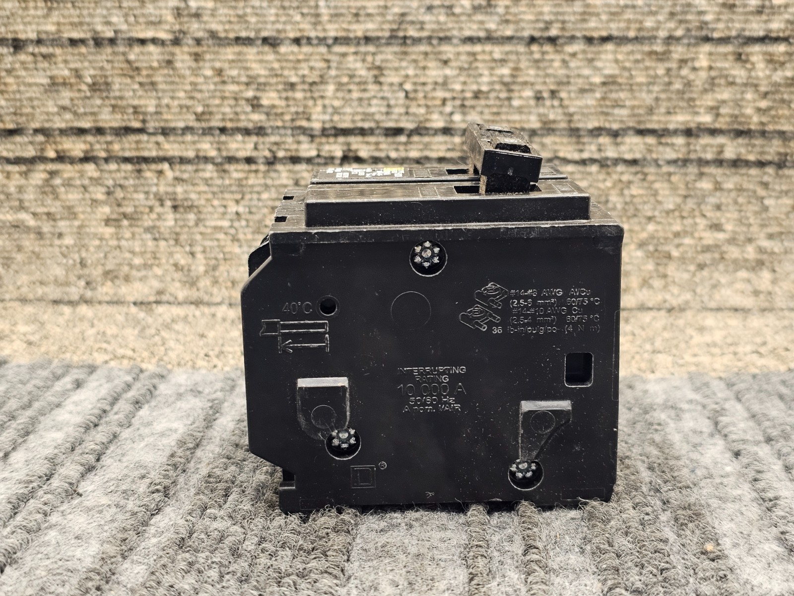 Square D Homeline 15 Amp 2-Pole Circuit Breaker 120/240-Volt AC, #14-#8 AWG 10kA
