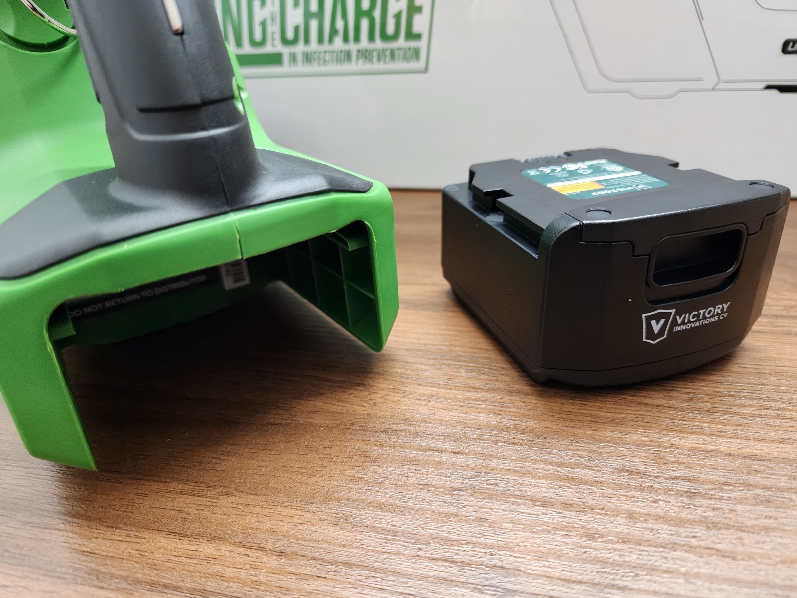 Victory Innovations VP200ESK Cordless Electrostatic Sprayer Kit Handheld NEW