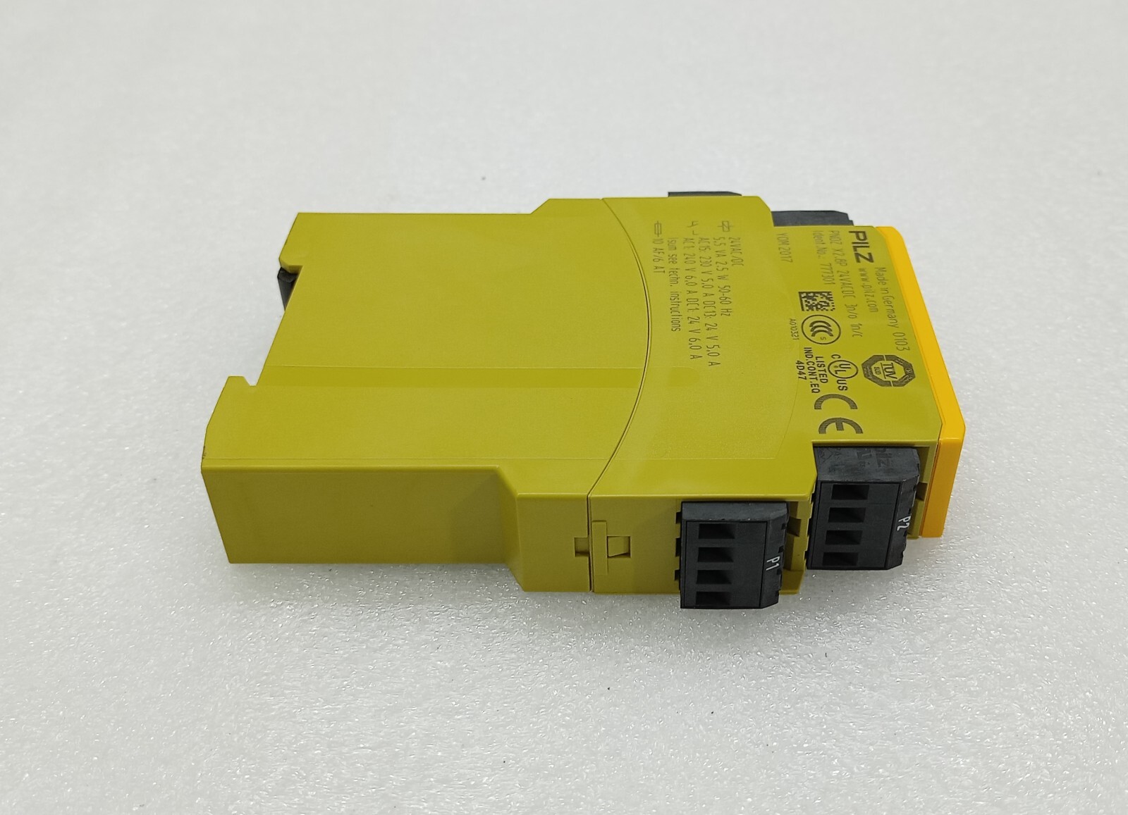 PILZ PNOZ X2.8P 777301 Safety Relay