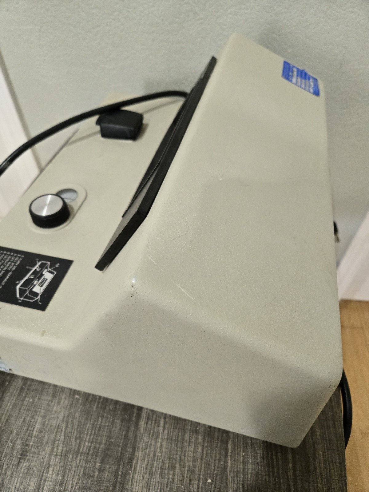 Bausch & Lomb Spectronic 20 Table-top Laboratory Spectrophotometer