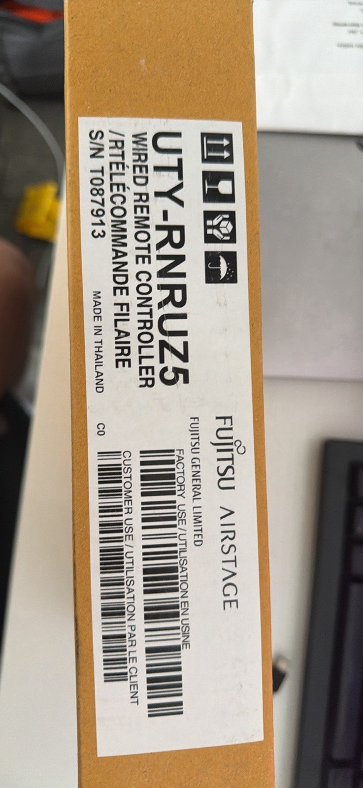 Fujitsu Airstage UTY-RNRUZ5 Touchscreen Wired Remote, Programmable White