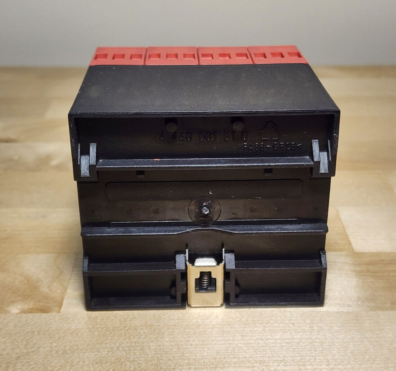 Telemecanique XPSVN1142 Safety Relay XPS-VN 24VDC Zero Speed Detection