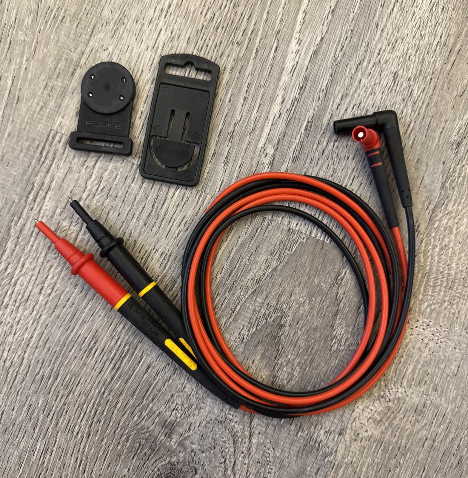Fluke 117/323KIT Electrician’s Multimeter & True RMS Clamp Meter Combo Kit