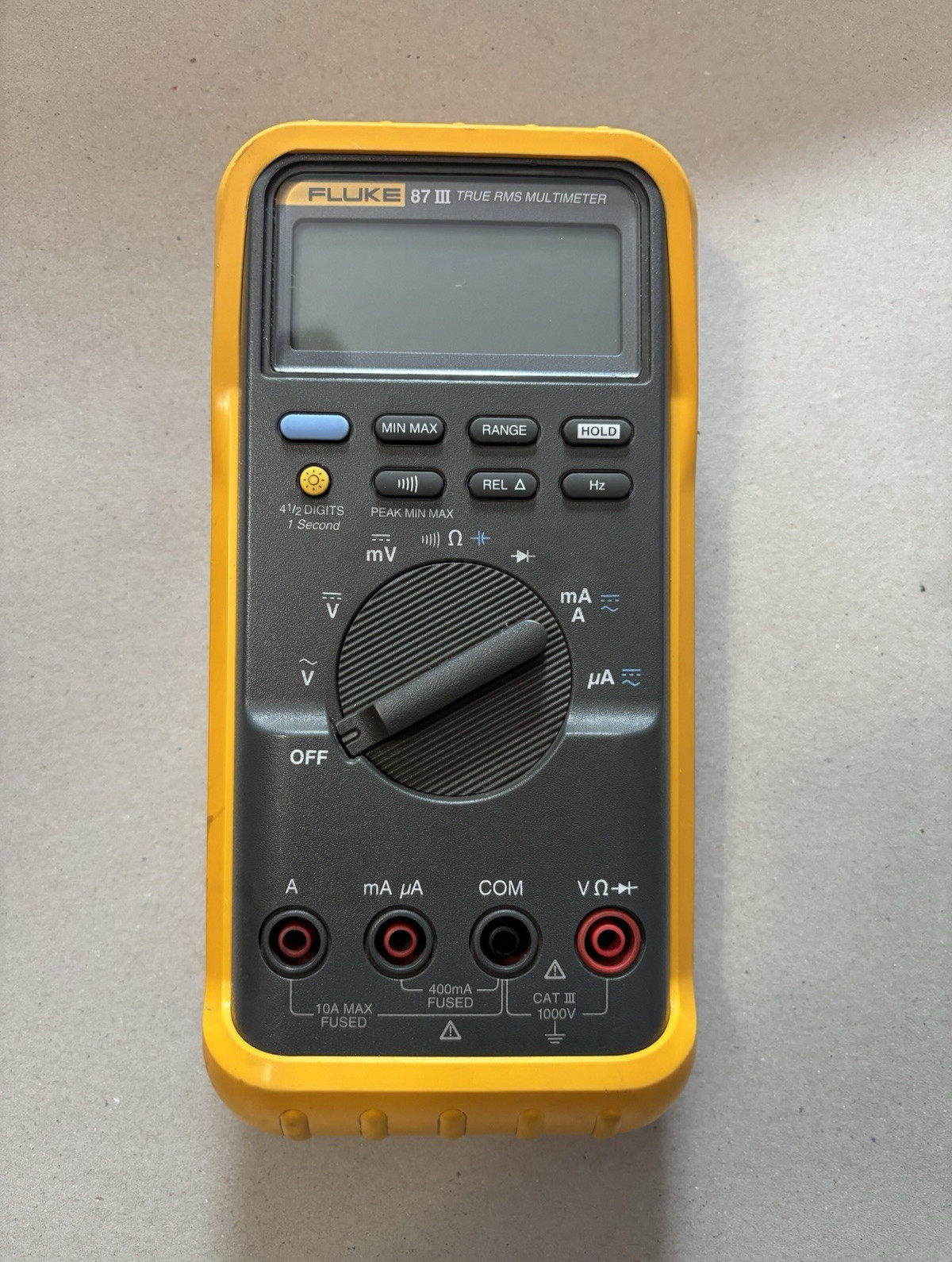Fluke 87 III True RMS Digital Multimeter CAT III 1000V 10A w/ Test Leads