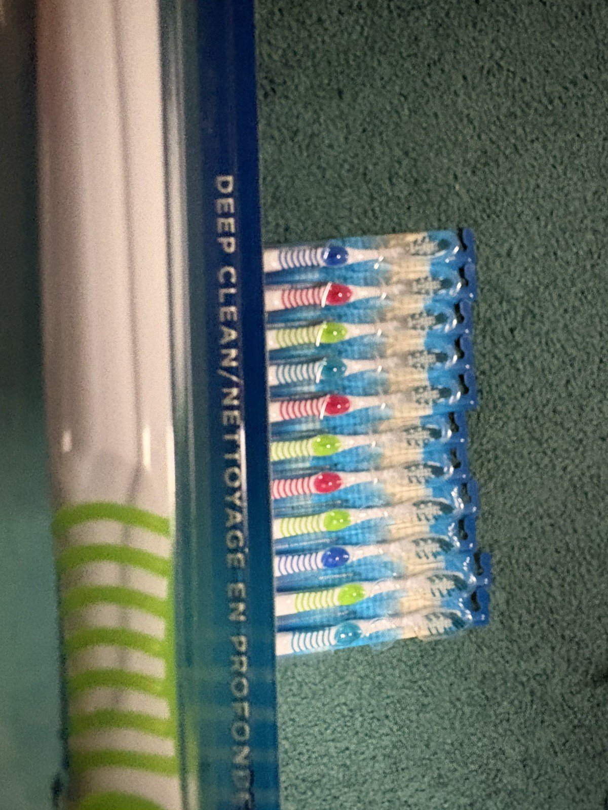 Oral-B Complete Deep Clean Toothbrush, 35 Soft, 12/box.