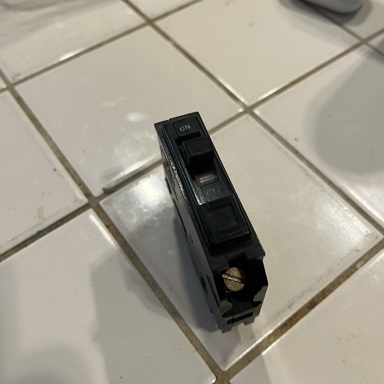 Square D 15A Type QO 1 Pole 15 Amp Plug-In Circuit Breaker QO115