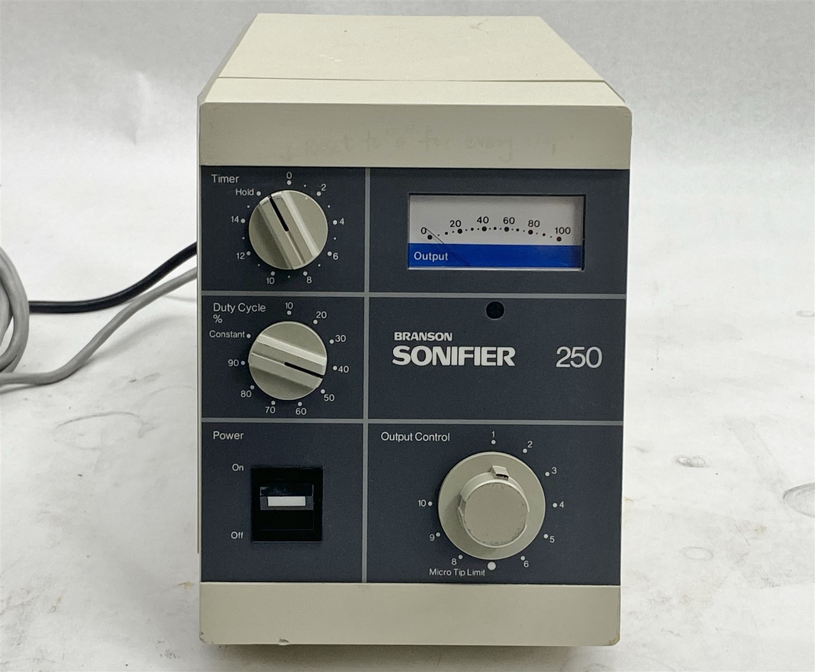 Branson Sonifier 250 Ultrasonic Cell Disruptor 100-132-135 w/102 Converter
