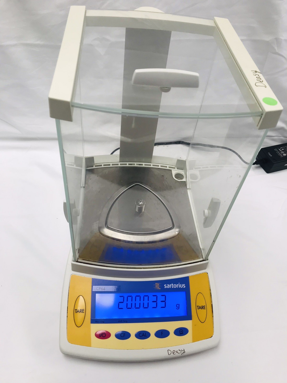 Sartorius CP64 60g Analytical Balance Laboratory Benchtop Scale Draft Shield