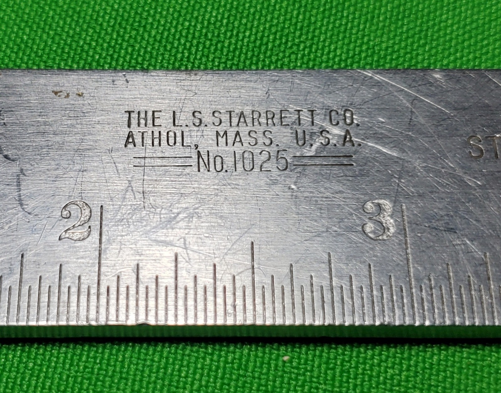 Starrett USA No. 1025 Stainless Steel 6″ Pocket Slide Caliper w/ Leather Sheath