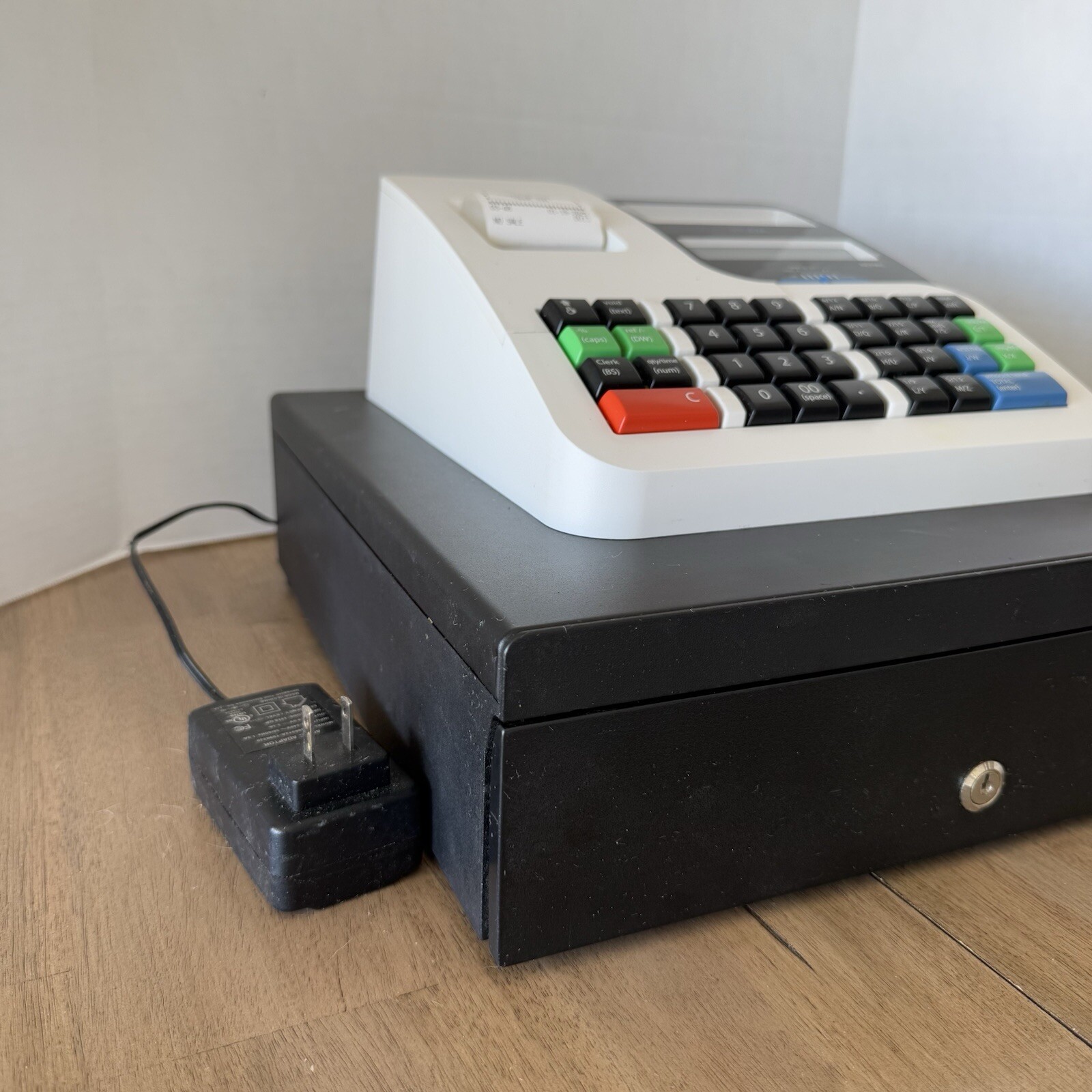 Royal Electronic Cash Register Royal 410DX Cash Management System NO KEY