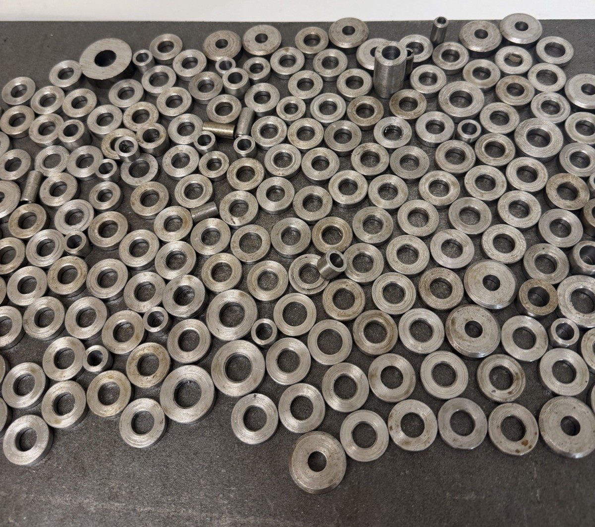 Mixed Steel Round Washers & Spacers – 5.50 LBS (195 PCS) – CNC Lathe Metal