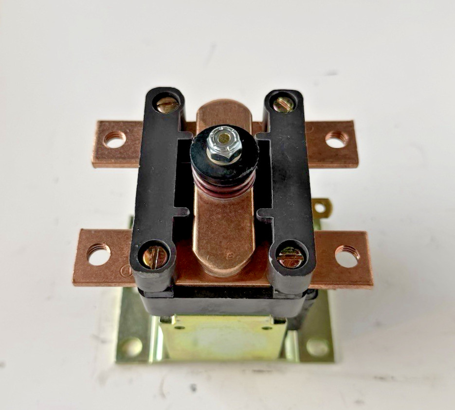 FSIP GE CTTA300AH248XN / IC4482CTTA300 300A SPNO Contactor 48V EV-100