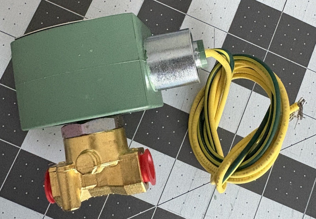 ASCO RED HAT 8262H078 SOLENOID VALVE 1/4″ Pipe Size 110V AC/120V AC High Flow