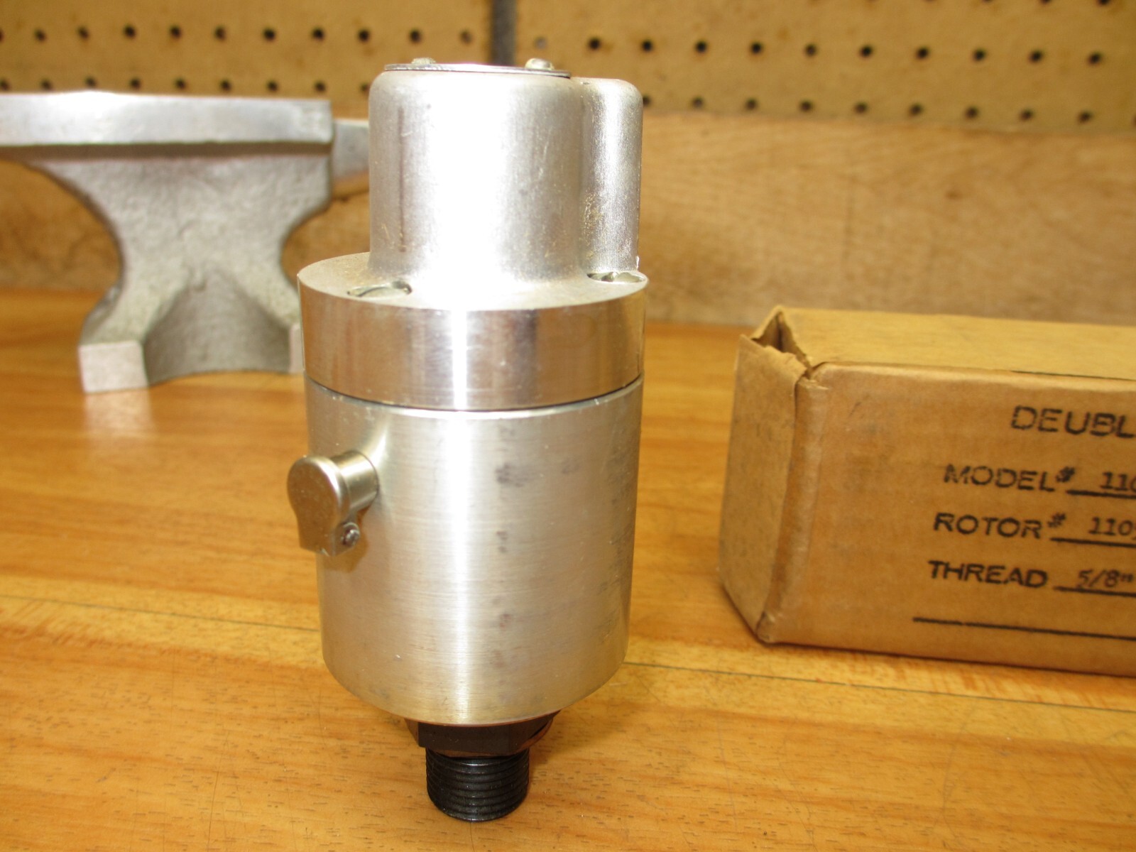 Deublin 1105 *NEW* Rotary Union Rotor 1105-17 Thread 5/8″ NF L.H.