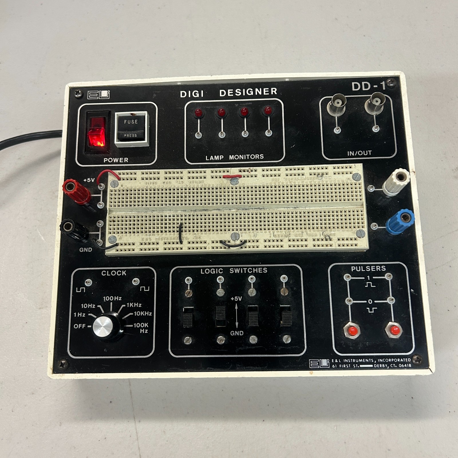E&L Instruments Inc Digi Designer DD-1 Build Test Digital Circuits With No Solde