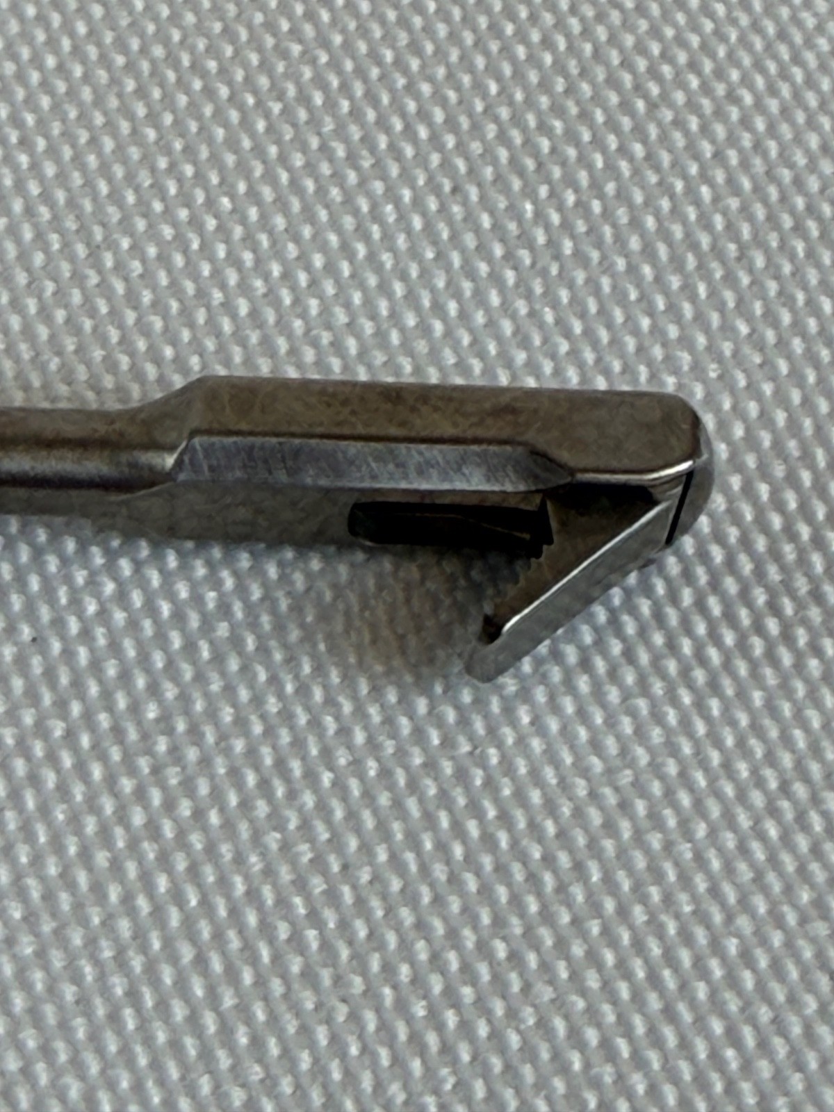 Stryker 300-034-800 Conquest 3.4mm Straight Backbiter Arthroscopic Punch Forcep