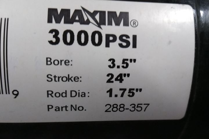 Maxim 288-357 3.5 In Bore Diameter 24 In Stroke L Welded Hydraulic Cylinder
