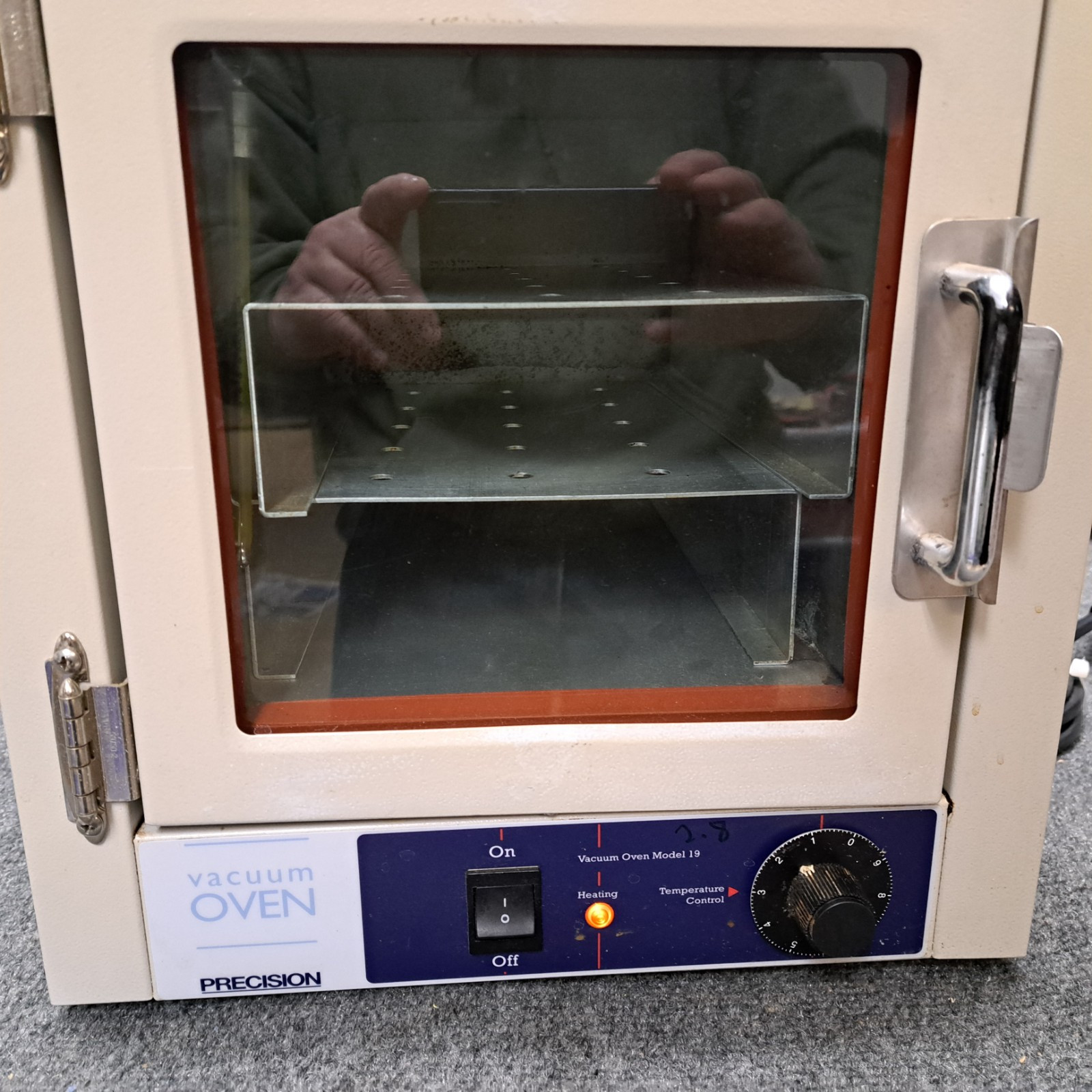 Precision Vacumm Oven 51221162 120V, 500W, 4.2AMP, 50-60HZ, 35C TO 200C