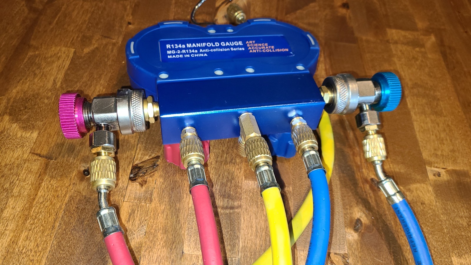 1/4 HP 3.5 CFM Queenmail HVAC Vacuum Pump VP125 & MG-2-R134a Gauge & Hoses