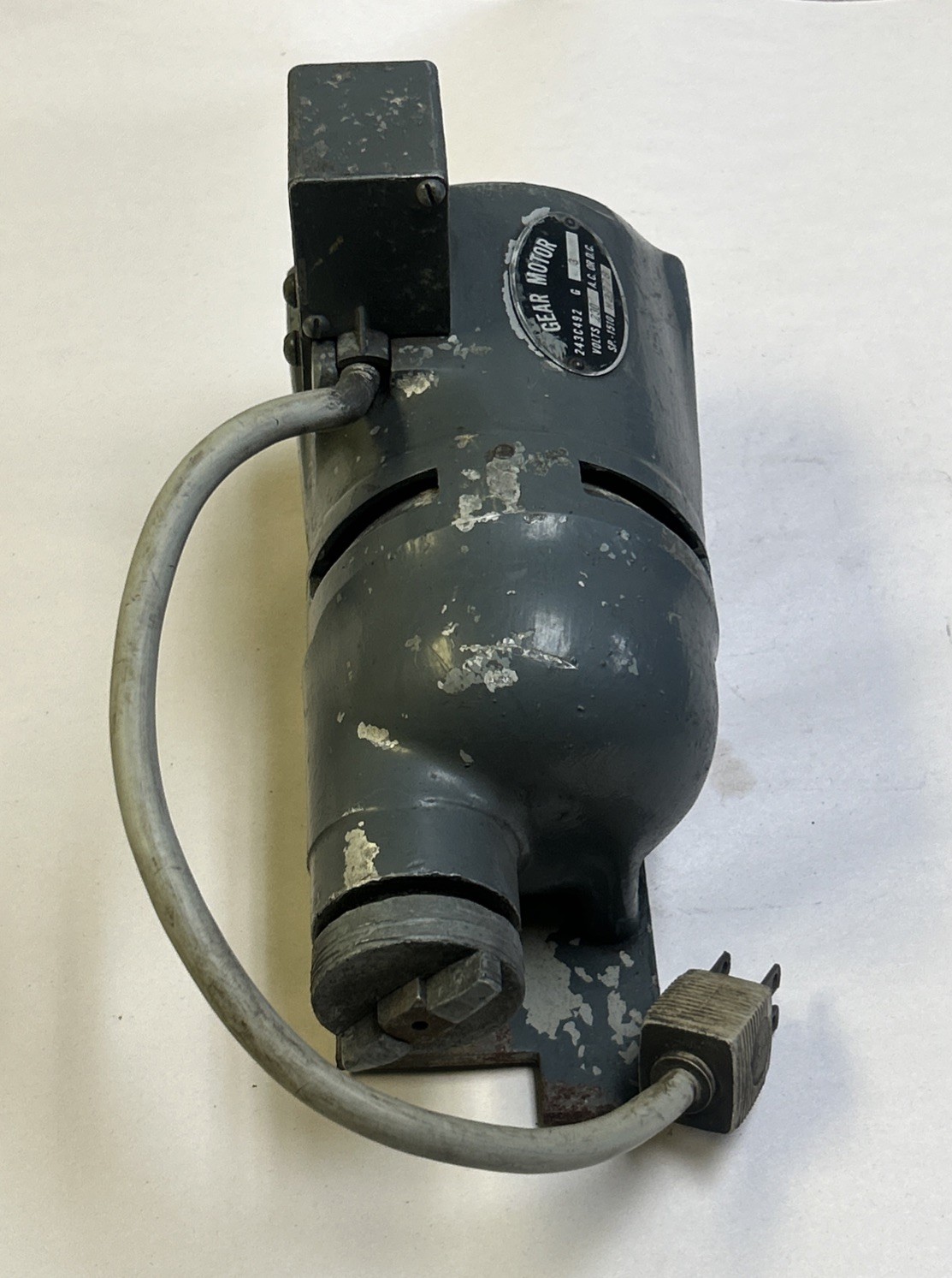 GENERAL ELECTRIC,243C492G3,GEAR MOTOR 230V AC OR DC