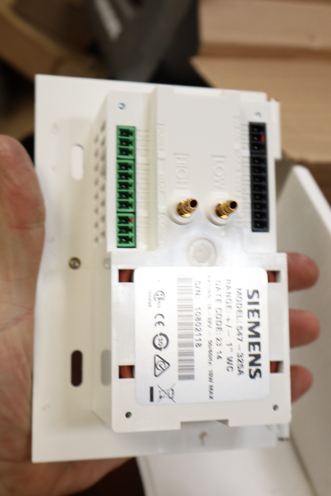547-325A | RCM FM BAC +/-1.0″wc( 250Pa)0.5%FS | Siemens Room Condition Monitor