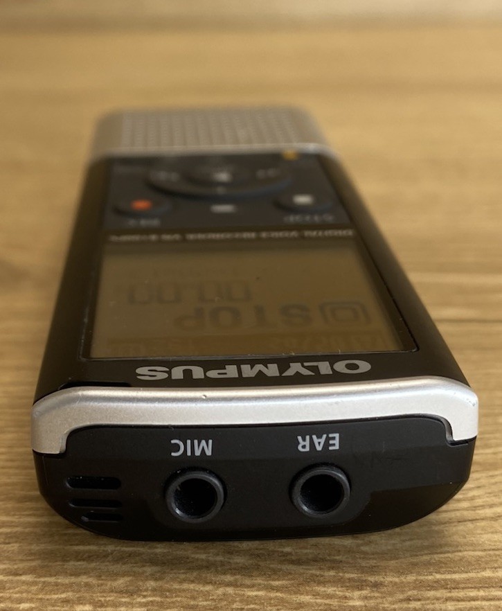 Olympus VN-8100PC Digital Voice Recorder Black/Silver Tested Works
