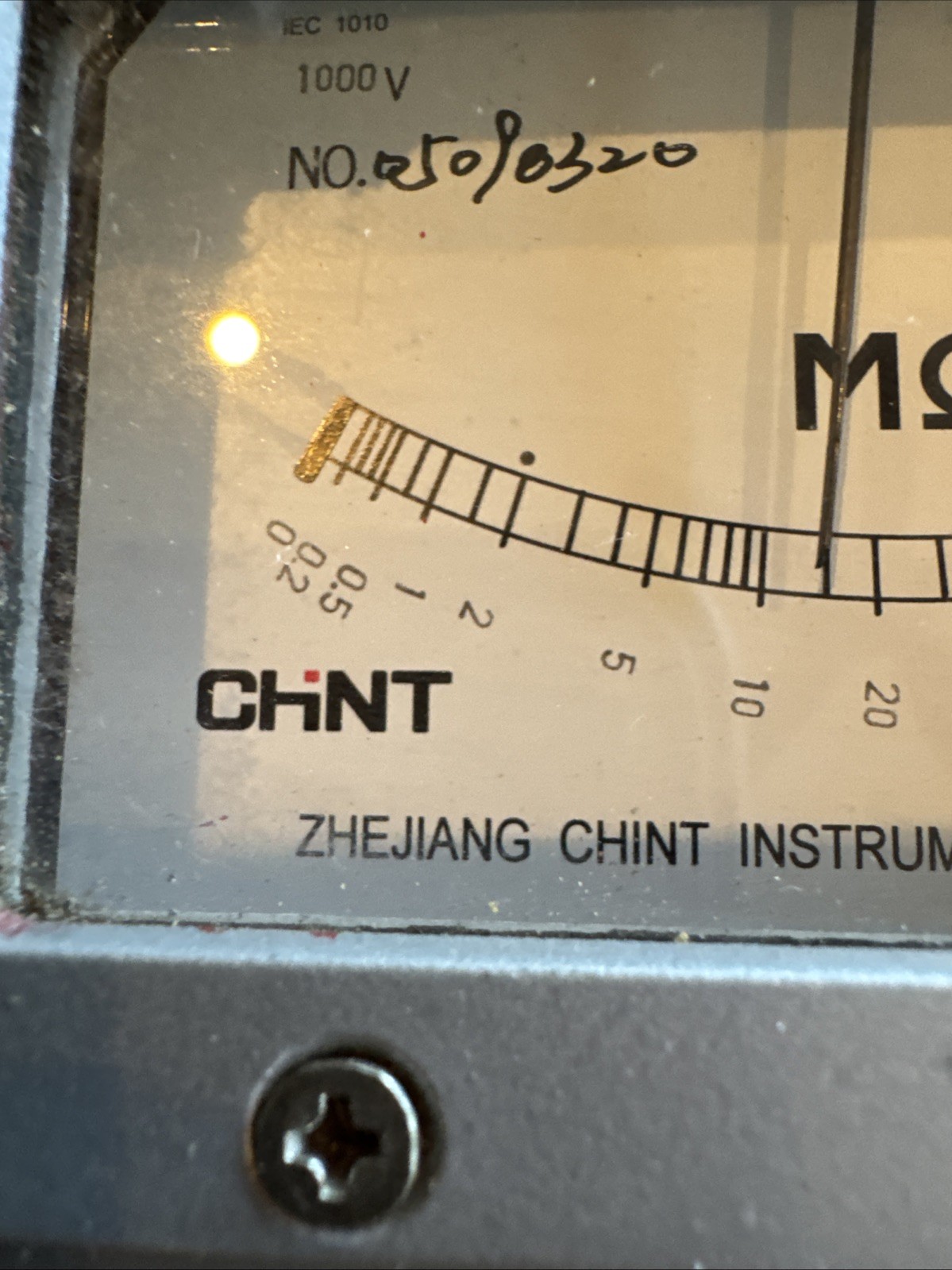 UEI INSULATION RESISTANCE TESTER CHiNT ZC25-4 1000V 0-1000MΩ Great Condition