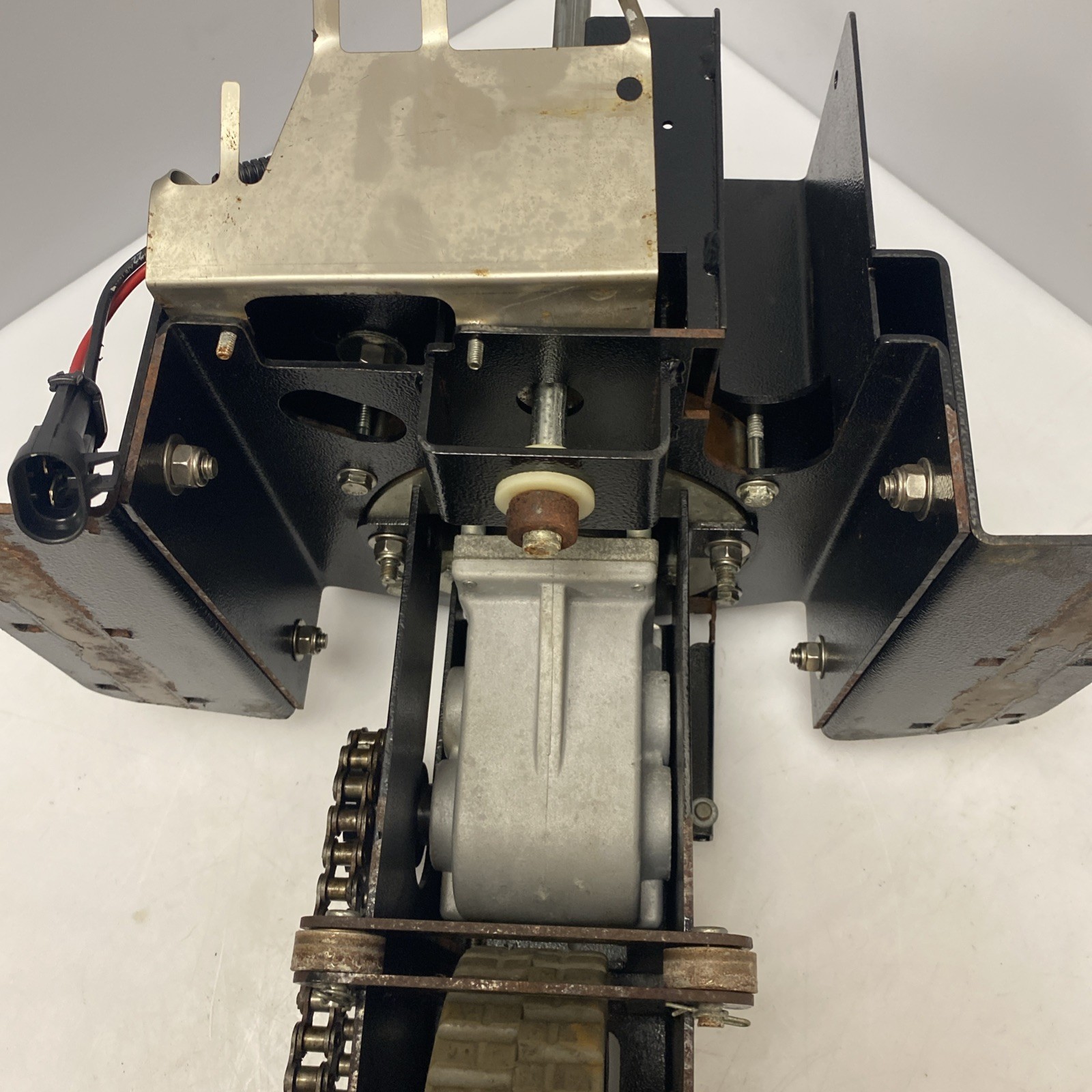 Windsor Karcher Chariot 2 iScrub 20X CSX20 Traction Motor 86364010 Drive Lower