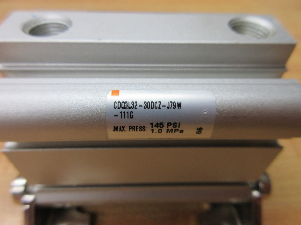 SMC CDQ2L32-30DCZ-J79W-111G Compact Cylinder