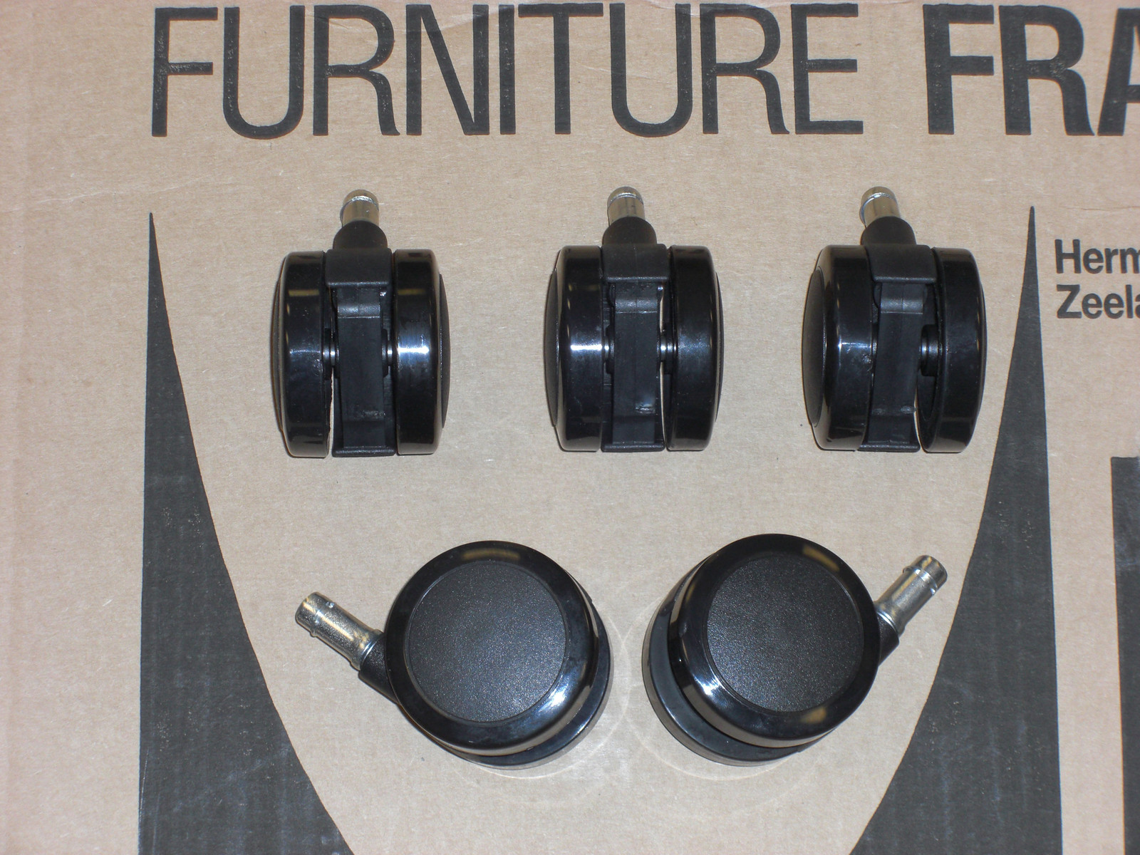 5 Herman Miller Aeron, Embody, Sayl, Mirra Chair Hard Floor C7 Wheels Casters