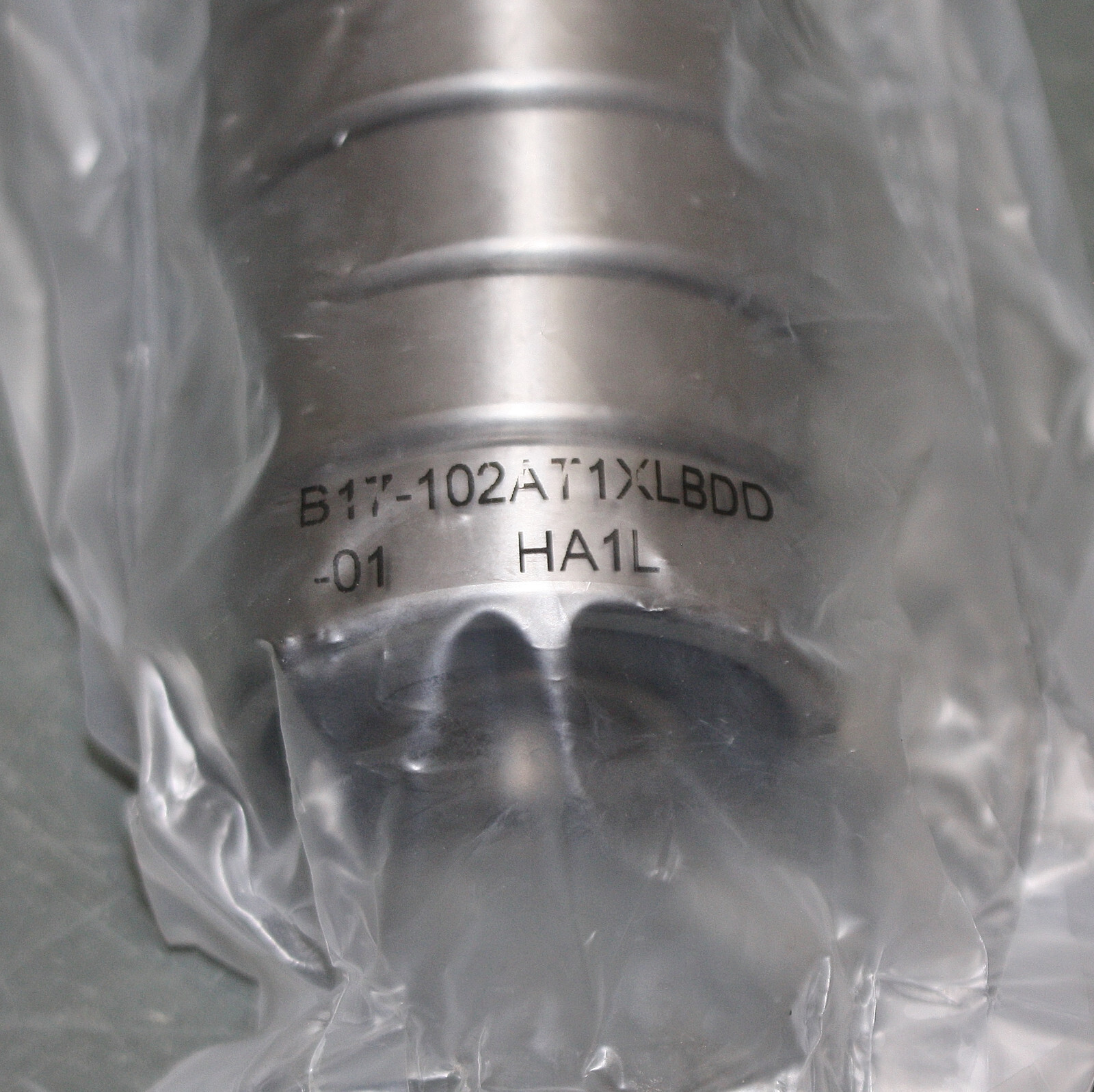(10) NSK Radial Ball Bearings B17-102DG48, 47mm x 14mm x 17mm, Straight Bore