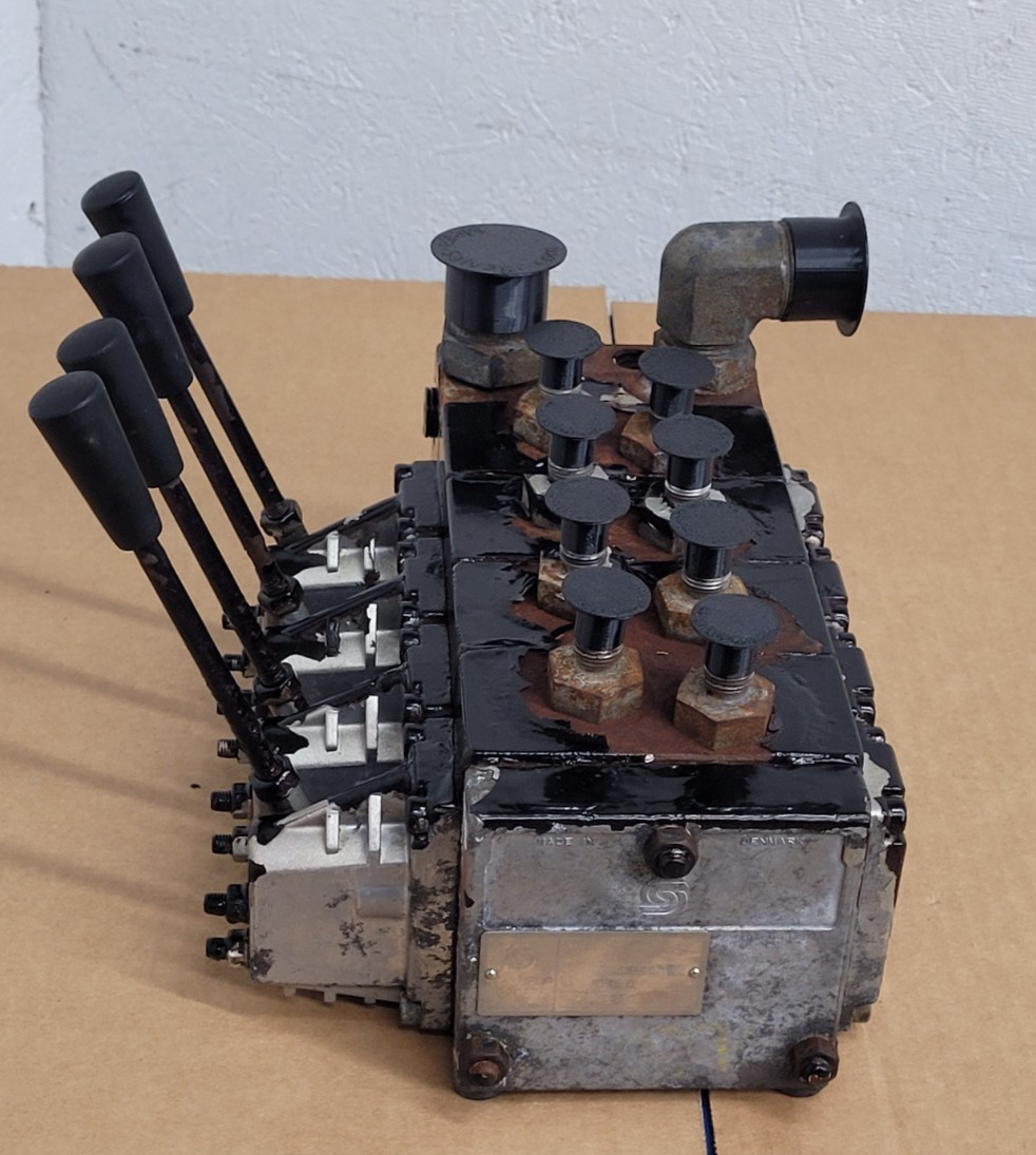 Danfoss PVG 32 4x Manual Hydraulic Valve Block 159F6511 PVG32 [G]