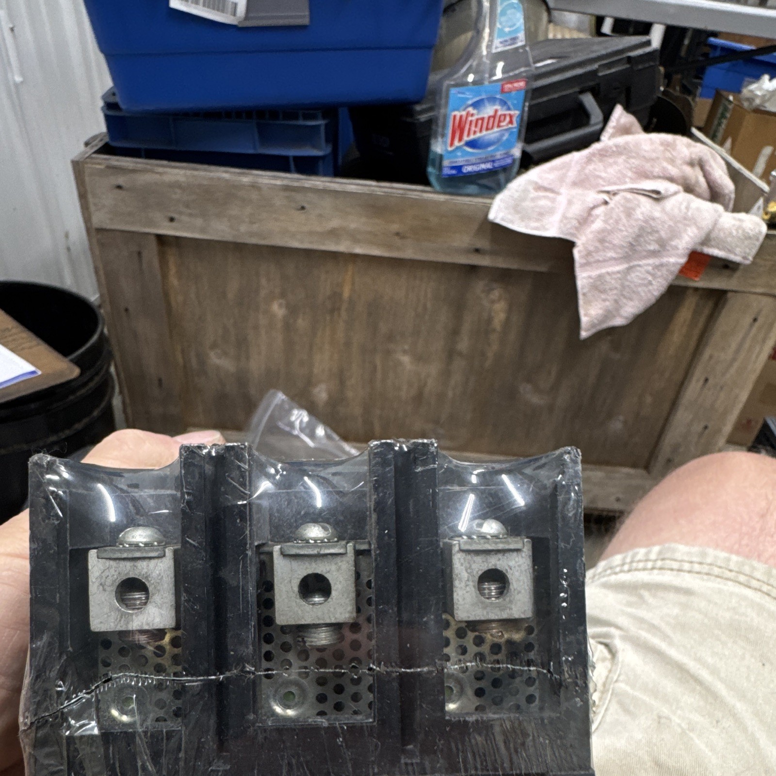 Cutler-Hammer Eaton Type FS Circuit Breaker 50A 3P 480VAC FS340050A Trip