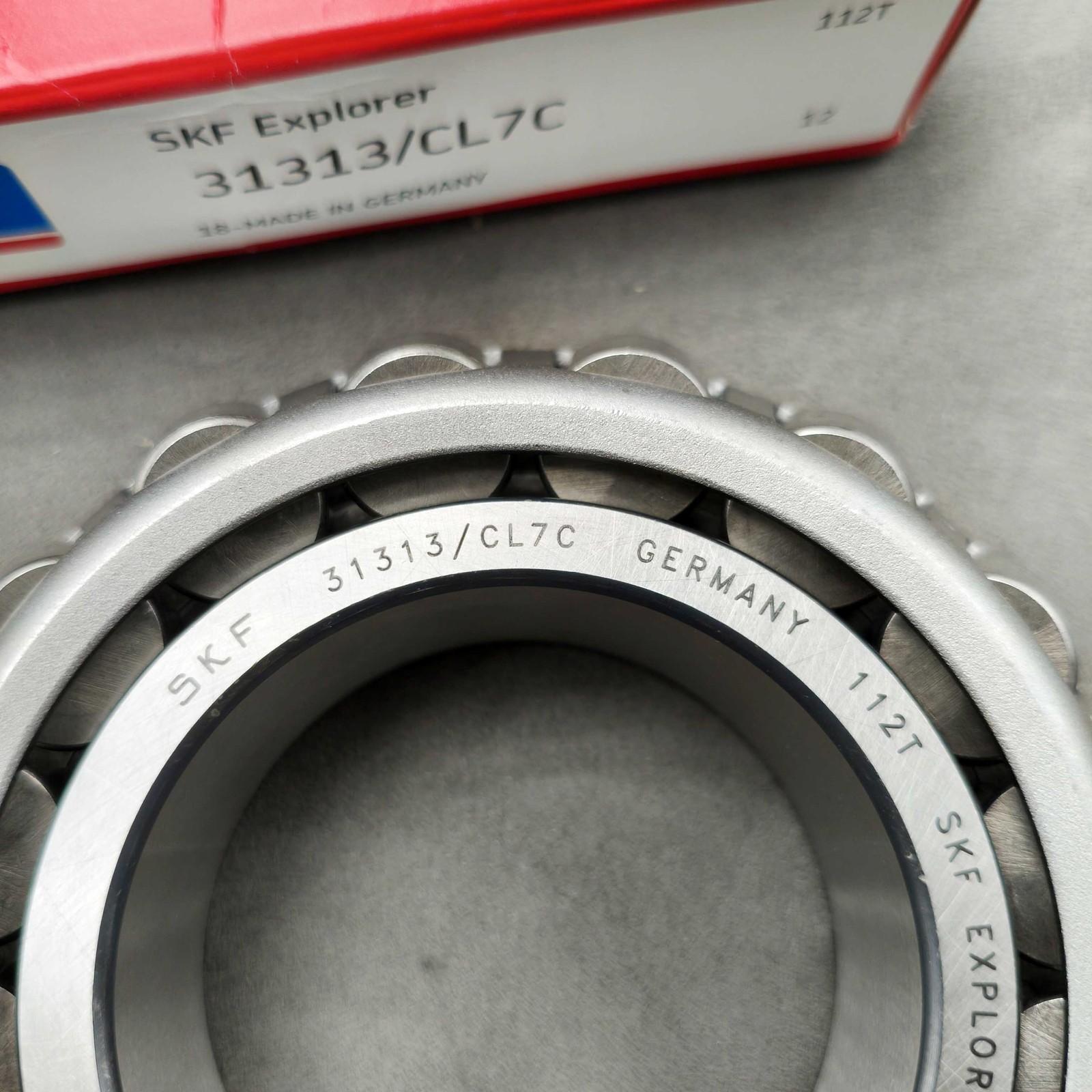 New Tapered Roller Bearing 65x140x36.680mm for SKF 31313 CL7C