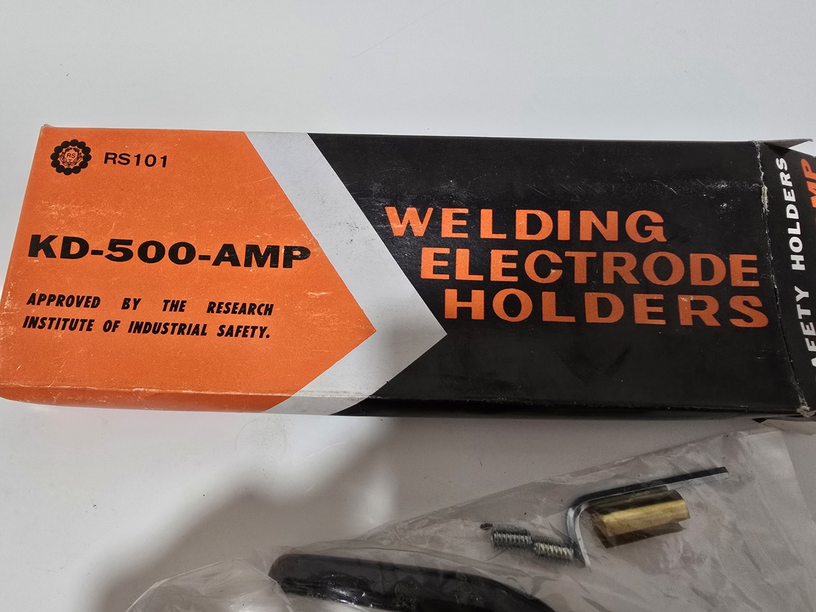 500 Amp Stick Welding Electrode Holder Ergonomic Handle Stinger KD-500-AMP