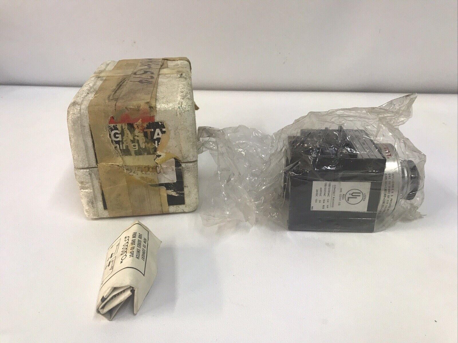Agastat 2412AC Time Delay Relay 0.8-15 Seconds 10 Amp 120 VAC 60 HZ