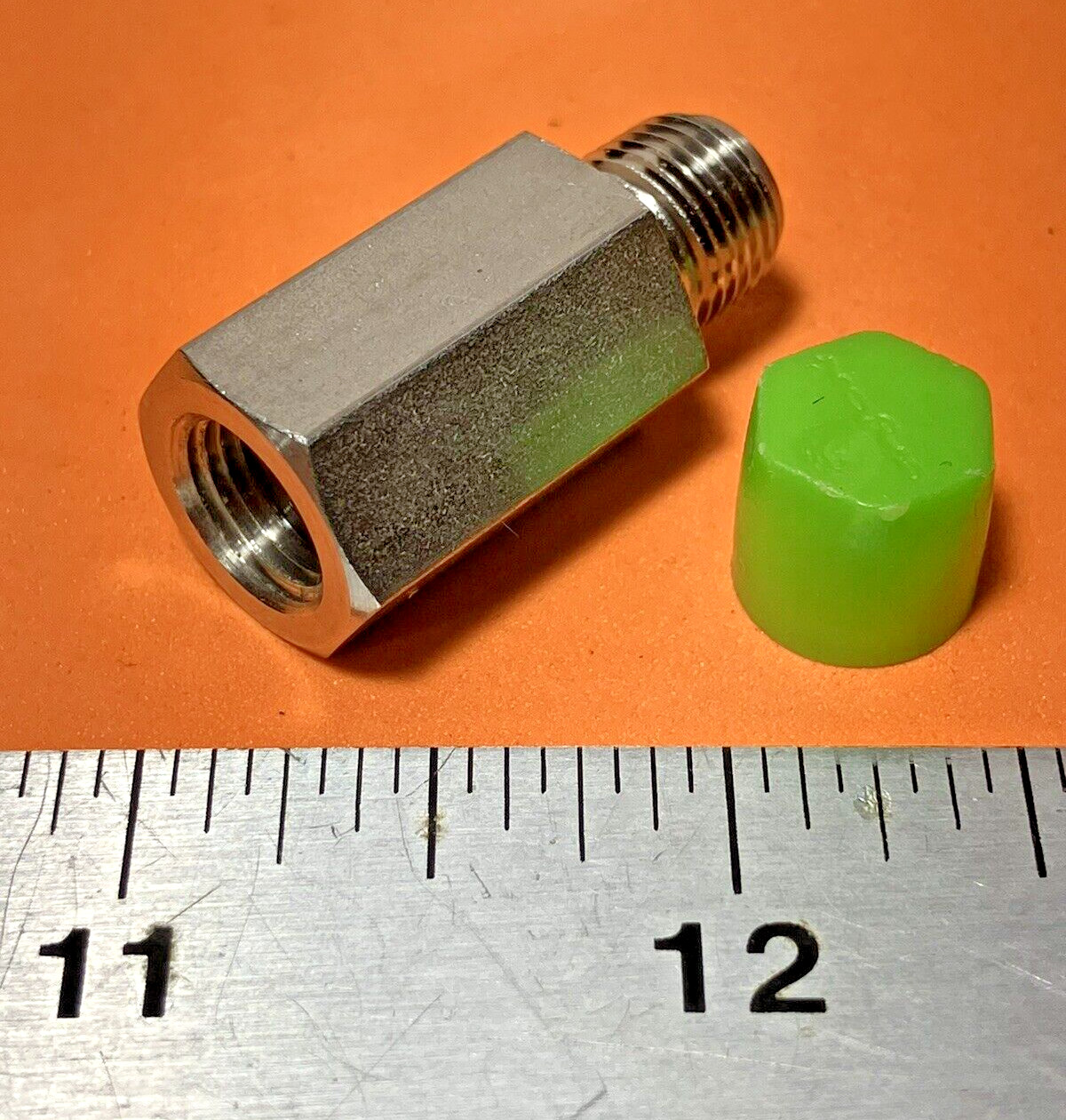 SS-2-A-2RT SWAGELOK CAJON SST PIPE FTG ADAPTER 1/8″ NFPT X 1/8″ MALE ISO TAPERED