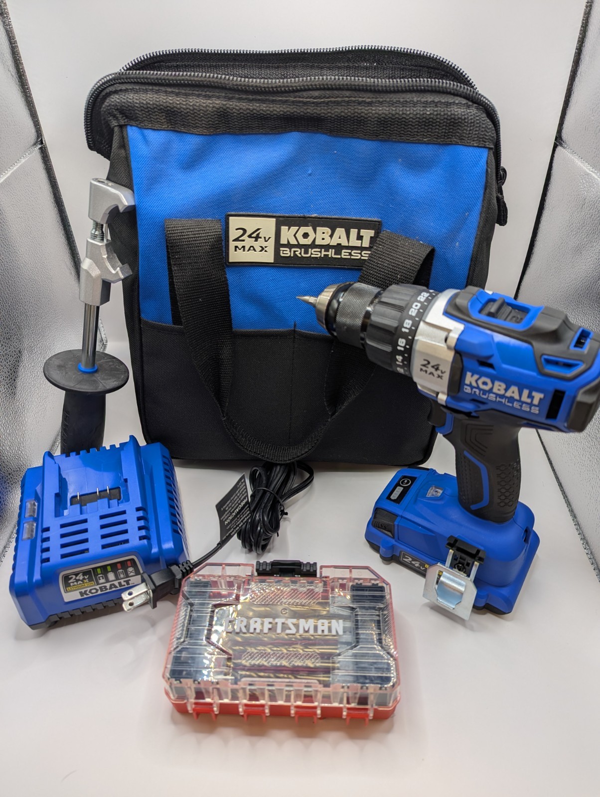 Kobalt 24V Max Brushless Drill Driver with Battery/Charger/Soft Bag and Bit Set