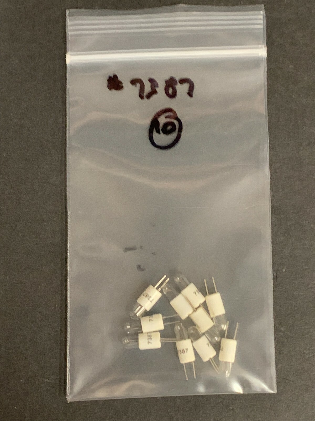 7387 Lamp – Bag of 10 – NEW